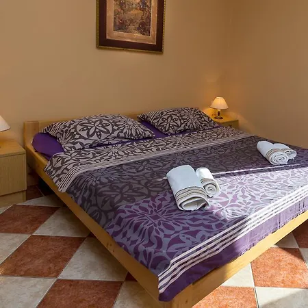 Luxury Stokova